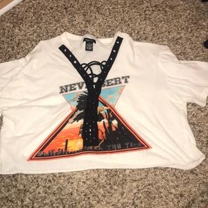 Worn once! Very cropped t-shirt!